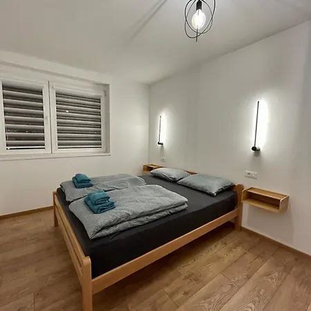 Urban & Stylish In Old Town - 5 Min From Bascarsija Apartman Szarajevó