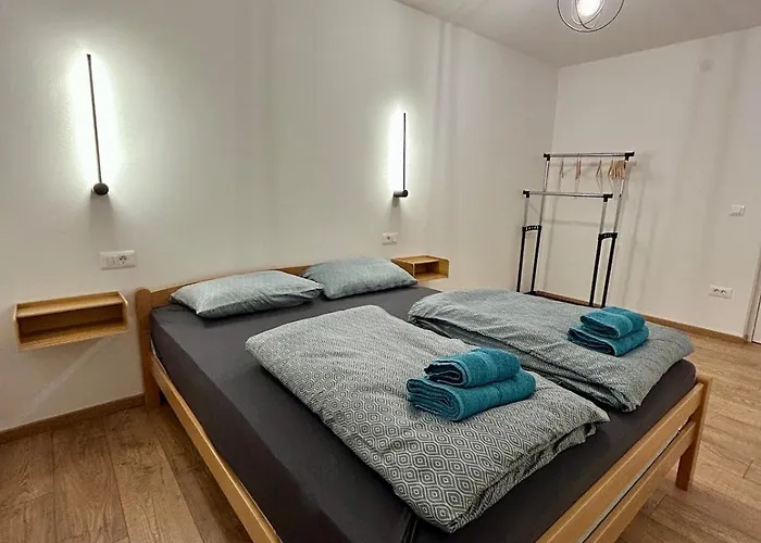 Urban & Stylish In Old Town - 5 Min From Bascarsija Appartement